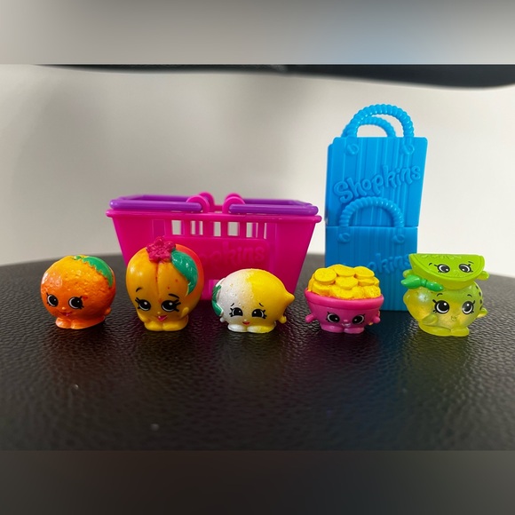 Shopkins Fruits Bundle - Picture 1 of 1